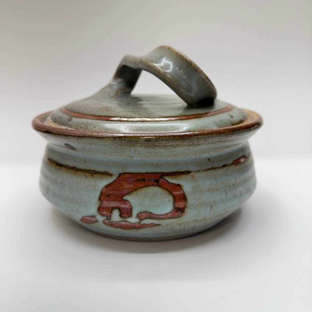 VTG Small Handmade Lidded Ceramic Serving Bowl Studio Pottery Rustic Farmhouse